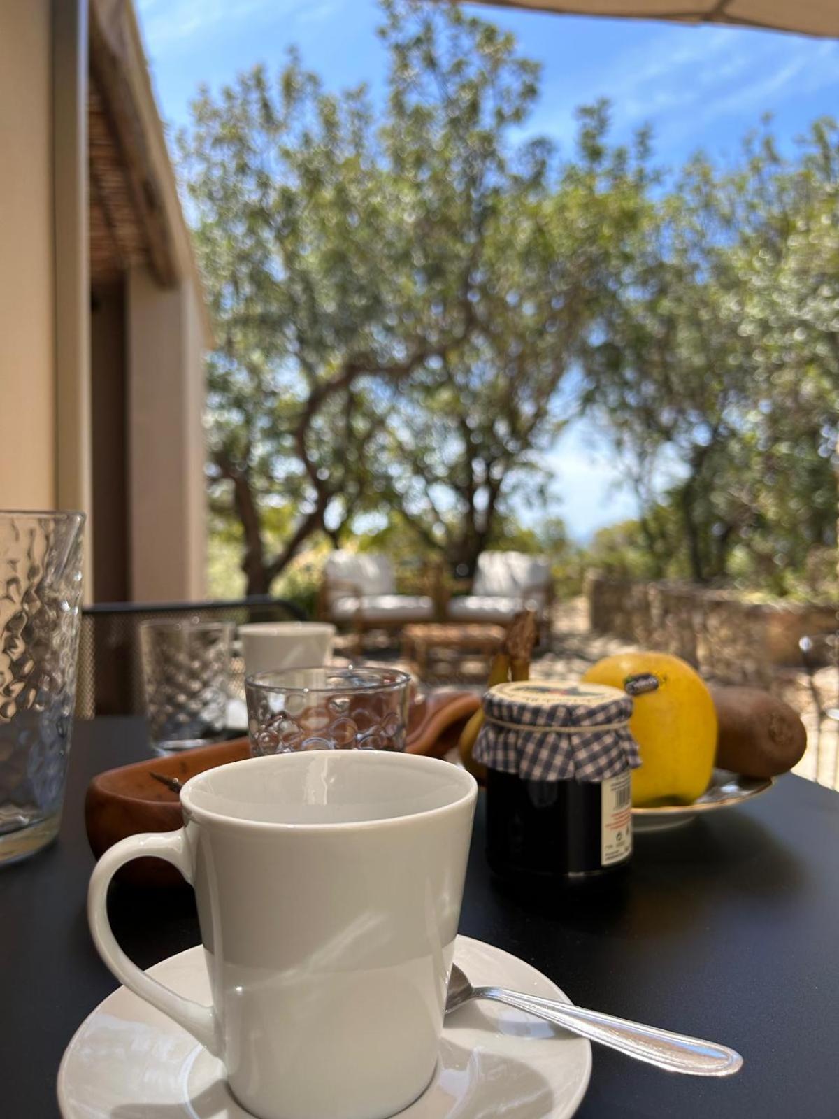 Sa Guardia De Ferricci Bed & Breakfast โซลานาส ภายนอก รูปภาพ